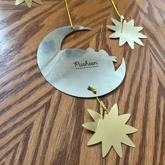 Pusheen Zodiac Wall Hanging Gold Stars & Moon - Fair Condition - Pusheen Box - Picture 12 of 17